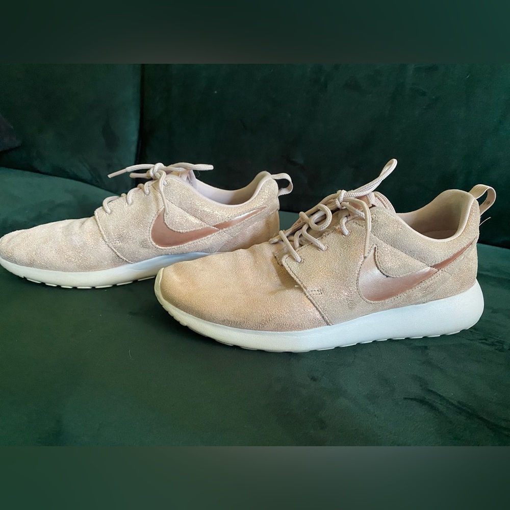 Nike Blush Suede leather Sneakers